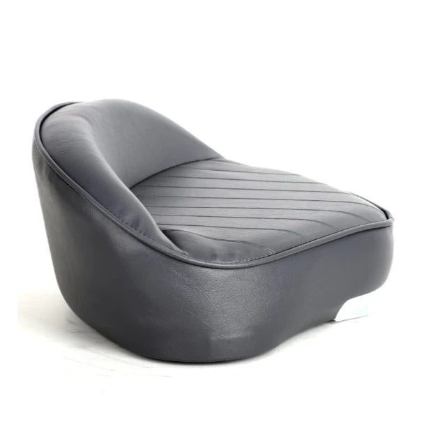 Pro Casting Seat Charcoal visstoel in antraciet, gemaakt van duurzaam vinyl met ergonomische schuimvulling en een slagvaste kunststof basis.